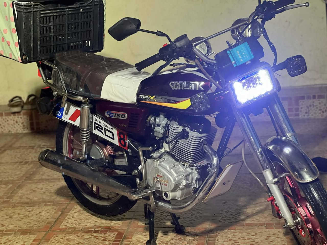 سلامو عليكم درجه موديل٢٣سونيك مكينة ٢٠٠ مامفتوح باشرط سعر٤٤٠بي مجال قليل هم امروس درجه باشرط


**إذا كنت صاحب هذا الإعلان وتريد حذفه لأي سبب، رجاءا أرسل رسالة إلى الدعم الفني**