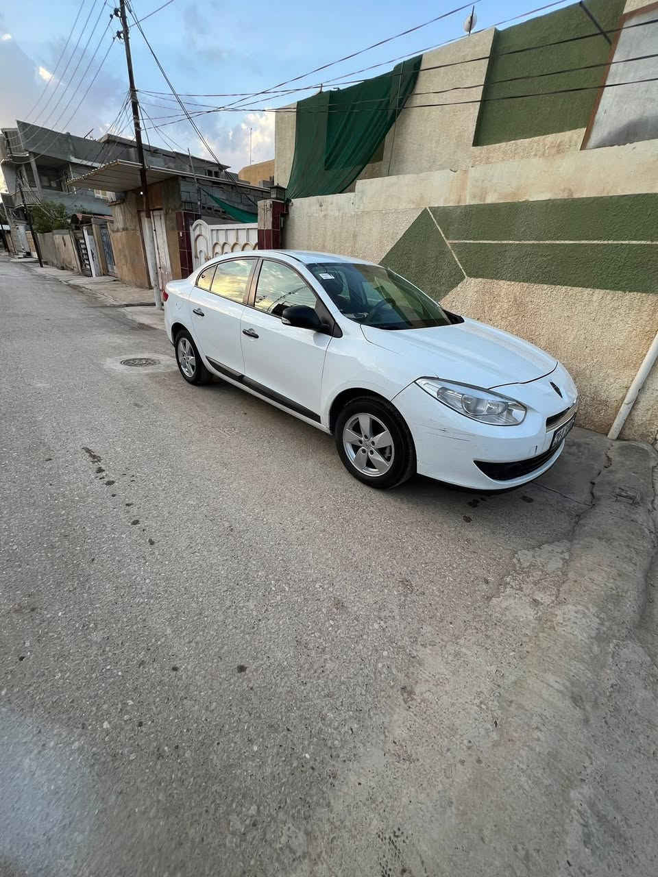 رينو فلوانس 2013 فرنسي اصل
محرك قبق اصفر المرغوب 
مكفوله من الصبغ والتبديل والسياره كامله مابيهه اي نقص سنتر لوك تدفئه وتبريد وتايرات جدد ويل كب 
باسمي 
السعر 75 ورقه وبيه مجال 
المكان ديالى بعقوبه 
***********
