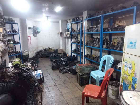 السلام عليكم
ورشه غسان لبيع وتصليح دريلات الهواء 
العنوان بغداد باب الشيخ قرب مقبره الغزالي 
هـ***********
