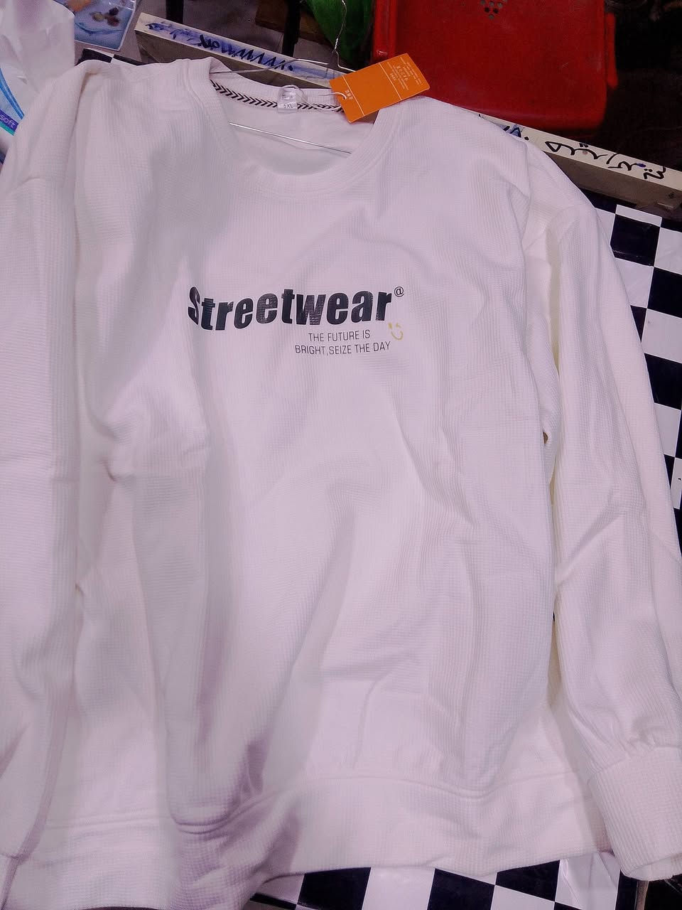 قياسات خاصه 
هاف الوان كلش هواي 
بس10.000
يوجد لدينا توصيل لكل العراق 🙂 
واتساب ***********
