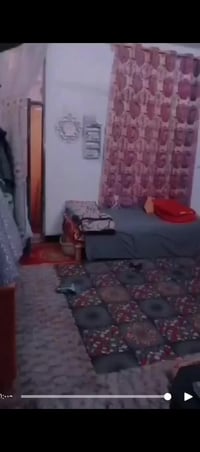 بيت 100 متر طابق الاول غرفه ومطبخ واستقبال وخدمات داخلي وخارجي وترك وم...