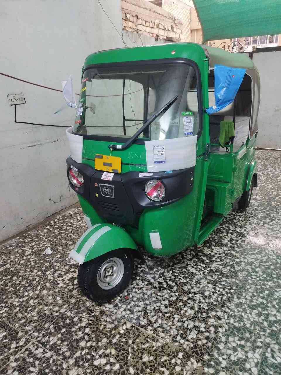 سلام عليكم شباب تكتك مديل 23شهر ال11يعني محسوبه على ال24 تكتك جديده تجي شوف بعينك بيه شويه بارد صفحت البانزين وبيه رشه بل الغد الجهه اليسره مكينه مكفوله تكتك خير من الله
الله شاهد تجي تكلب وتقتنع ياله تاخذ 
(‏‪(تكتك وراق 
***********
مكاني بل مدينه
