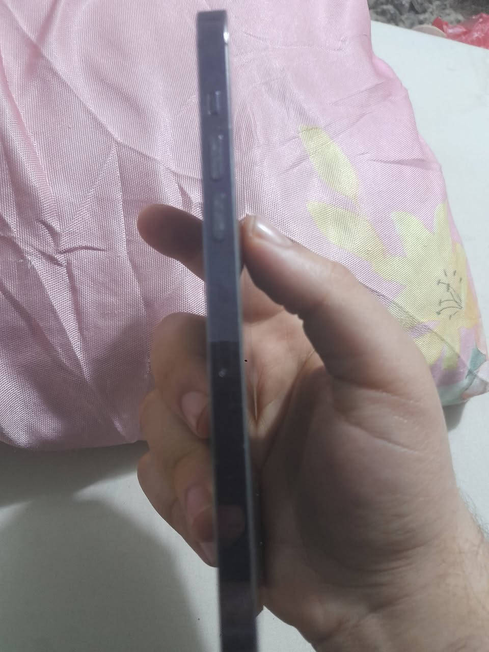 من رخصة الادمن، ايفون 14 برو ماكس ذاكرة 256
بطارية 88 بلادي
جهاز كلة شغال وبلادي شرق اوسط AAA
فيس ايدي شغل وبدون تخطي ولا شي وتكدر تدخله تفحصة من تجي
مجرد الكسر الي بل ضهر باقي كلة بلادي وشغال
للتواصل واتساب ***********
