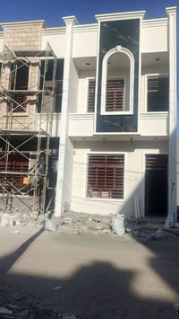 بيت للبيع مساحه 70البيت قيد الانشا في منطقت الدوانم يحتوي علا 3غرف نوم...