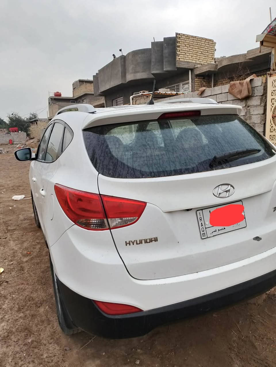 توكسان موديل13 خليجي رقم بغداد ألماني 
محرك 2000 دوش مكفول
گير مكفول
بيها البنيد مرشوش كلير بدون دواخل
 وبعض التكحيلات البسيطة 
ماشيه 265الف كم..

السعر المطلوب 130 وبيها مجال بسيط
بيع او مراوس ب  فورتي أو النترا 19 او 20
*********** العنوان بابل_جبلة
