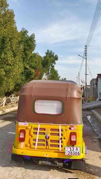 ١٩ لبيع رقم وسنويه ما عده بس لغود.عوزن بس صبغ فقط هاذلييه محرك فول طكه...