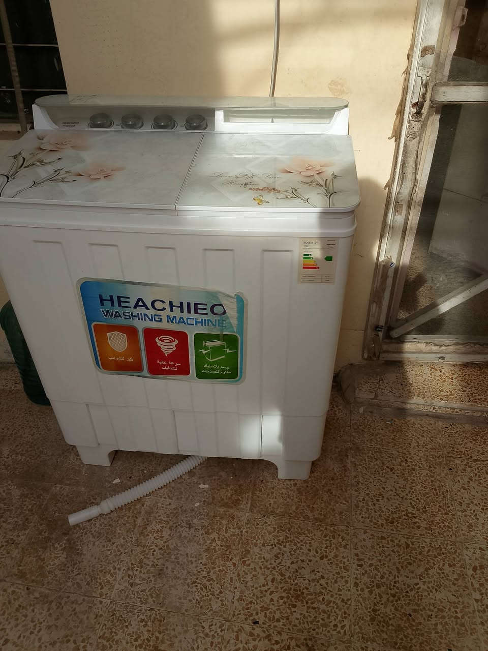 السلام عليكم.. مكلفه بالنشر
غراض بيت نظيفه وجديده شلع قلع  ماعدا المبرده مستعمله.كلهم للبيع..
حي عدن الاتصال عالى الارقام
آسيا
***********
كورك..
***********
مع الشكر
