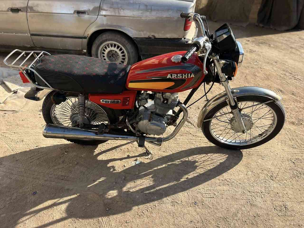 ارشه اصولي موديل 2014 مكينه حلوه السعر 550 وبيه مجال 774 941 5906
