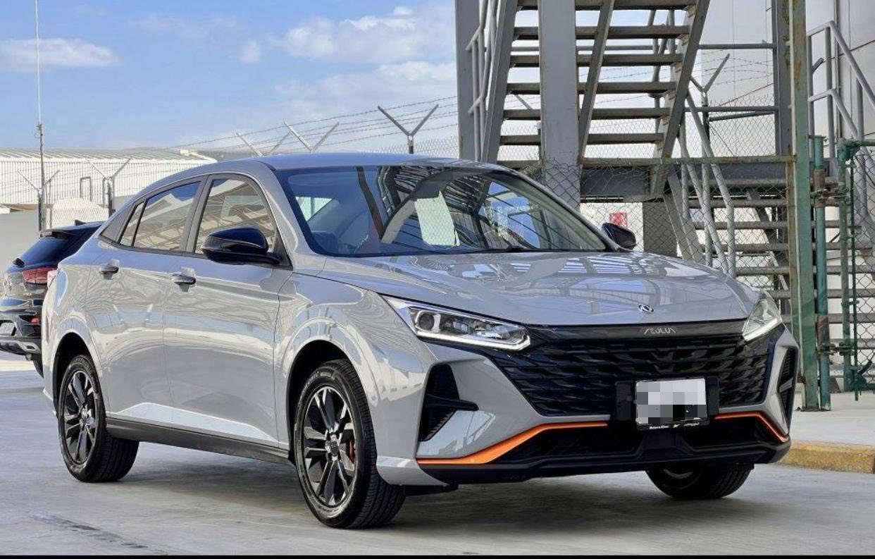 🩶السلام عليكم ورحمه الله وبركاته🩶
للبيع هالحلوه تبارك الرحمن                              
دي اف ام ( دونغ فينغ) فئه shin موديل 2025 
 اصفار  بمثابه الزيرو ممشى 
( 3الاف فقط لا غير ) 
شرط الفحص بالكامل مكفوله من الزلغ الناعم  السياره حيل حلوه
مواصفاتها ادناه :
بصمه
شاشه
كشنات جلد ( باكياس الوكاله )
مثبت سرعه 
هاند بريك
والكثيرر  …
سياره اقتصاديه حيل حلوه
بانزين عادي ومحسن ما عليها شي

استيراد الكويت استيرادي الخاص 
سياره واصل للبصره مكمرك كامل حره

تترقم كل محافظات العراق منفيست بأسمي 
رقمها حاليا فحص مؤقت 
كامله مكمله 
والسعر ( 105 ورقات )فقط وبيها مجال للشراي 
مكان السياره  (بصره زبير )
للاستفسار *********** ناصر الشمري 
اطيب التحيات 🩶
