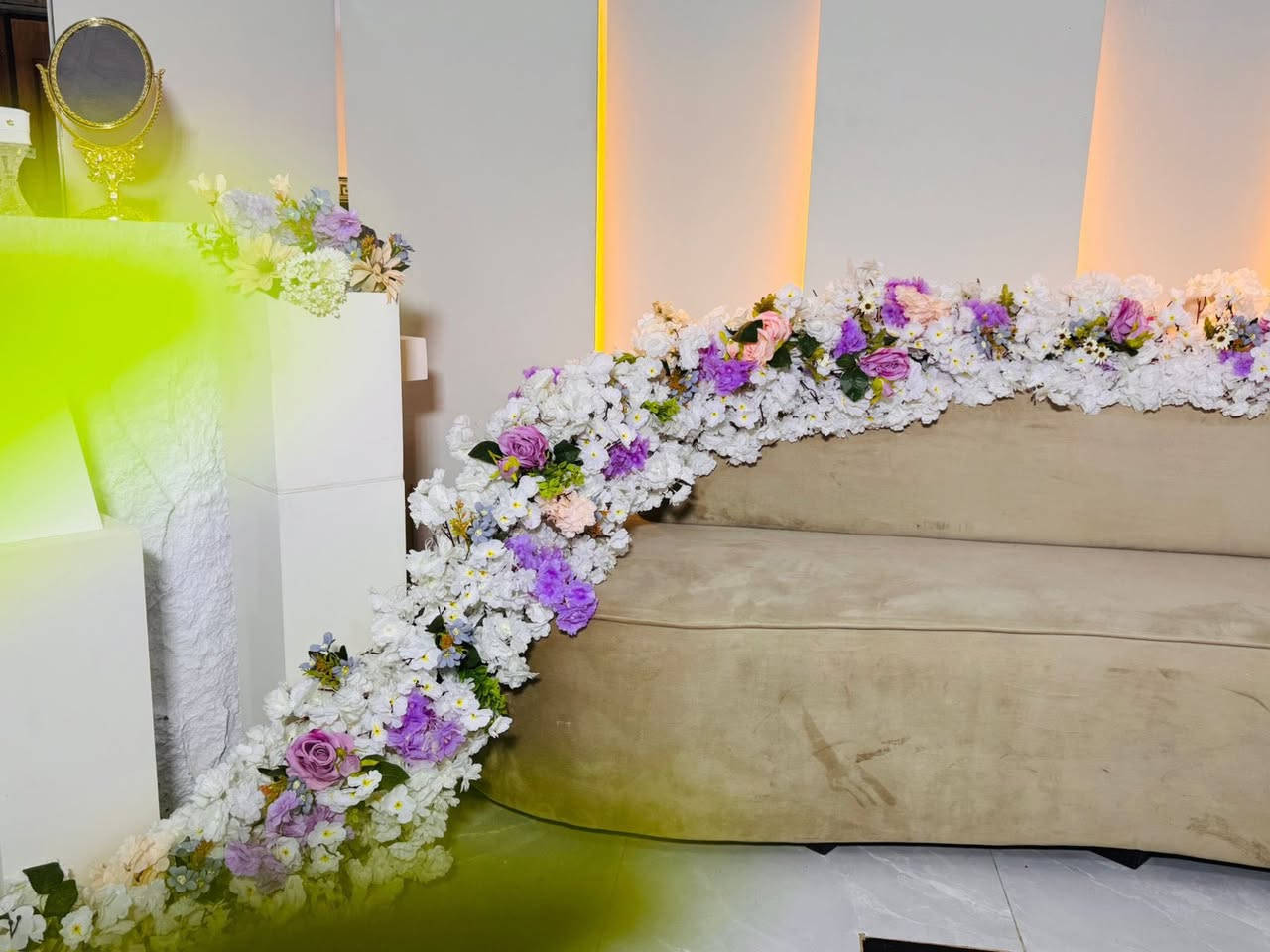 كوشه للبيع عنواني بصره 
خشب mdf  درجه اولى جديده 
ركن فخم وشزلون مترين 
استفسار خاص


**إذا كنت صاحب هذا الإعلان وتريد حذفه لأي سبب، رجاءا أرسل رسالة إلى الدعم الفني**