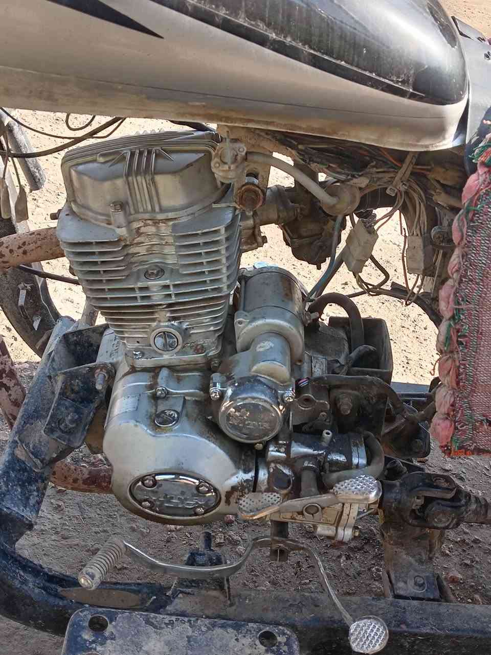 سلام عليكم ستوته للبيع كلك تعمير كله جديد ماعايزه برغي العنوان شاميه
***********
