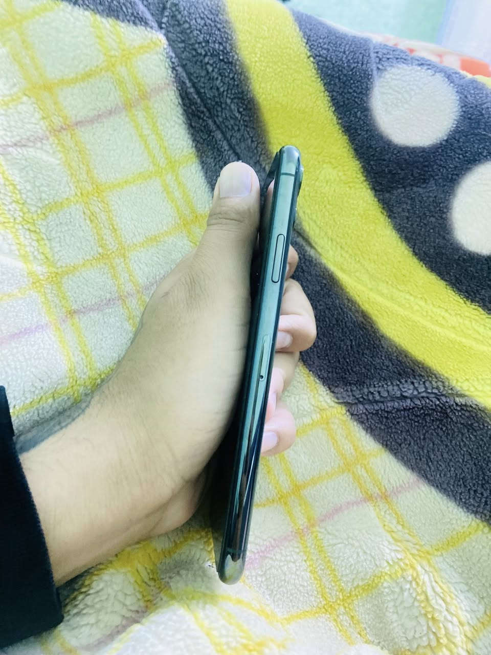 سلام عليكم        11bro max.   سعر300وبي مجال
ذاكره64.                  باتري 79

لون زيتوني الجهاز كبس لوك مكفول حته من الشخط 

فيس ايدي كلشي شغال ملاحضه مكاني بيجي توصيل 

داخل تكريت وبيجي موجود هـ ‭٠٧٨٣ ٨٦٩ ٣١٤١‬ _اتصال فقط ***********واتساب فقط
