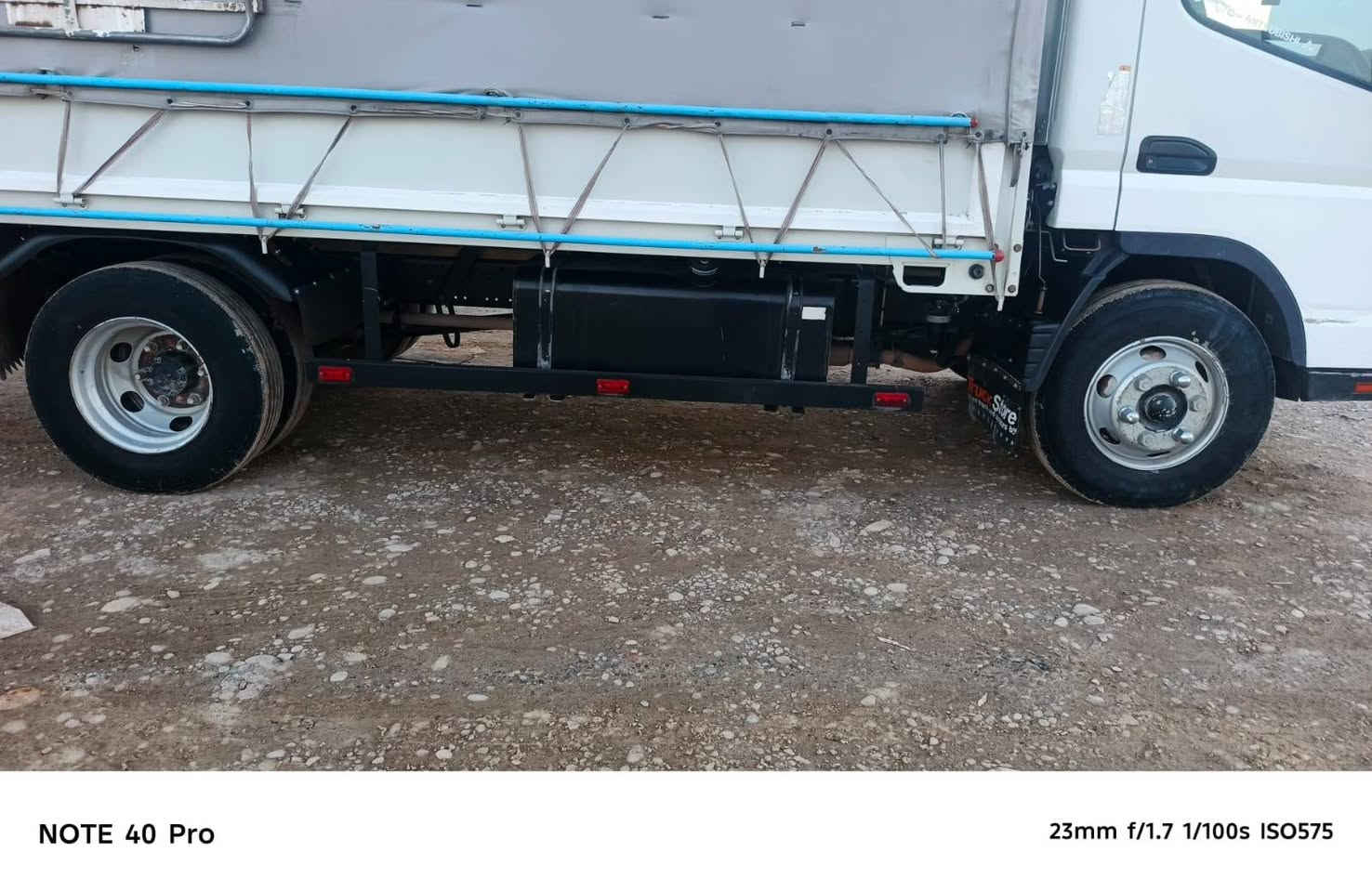 كنتر موديل 2020
محرك شركه تخم تاير برجستون
سنويه 2030 تحويل ثاني يوم 
كير واكسل بلادي مامفتوح وتايرات محورات 17ونص
الاتصال ***********
