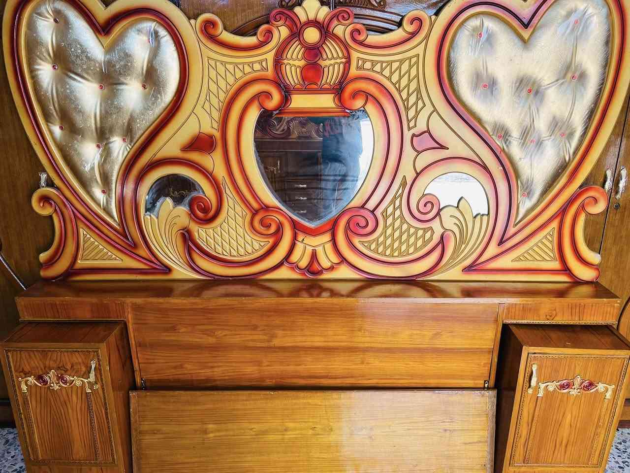 غرفه ام  الخمسه  ملحق سعر 600  مدينه صدر واتساب *********** اكو توصيل 🚚.
