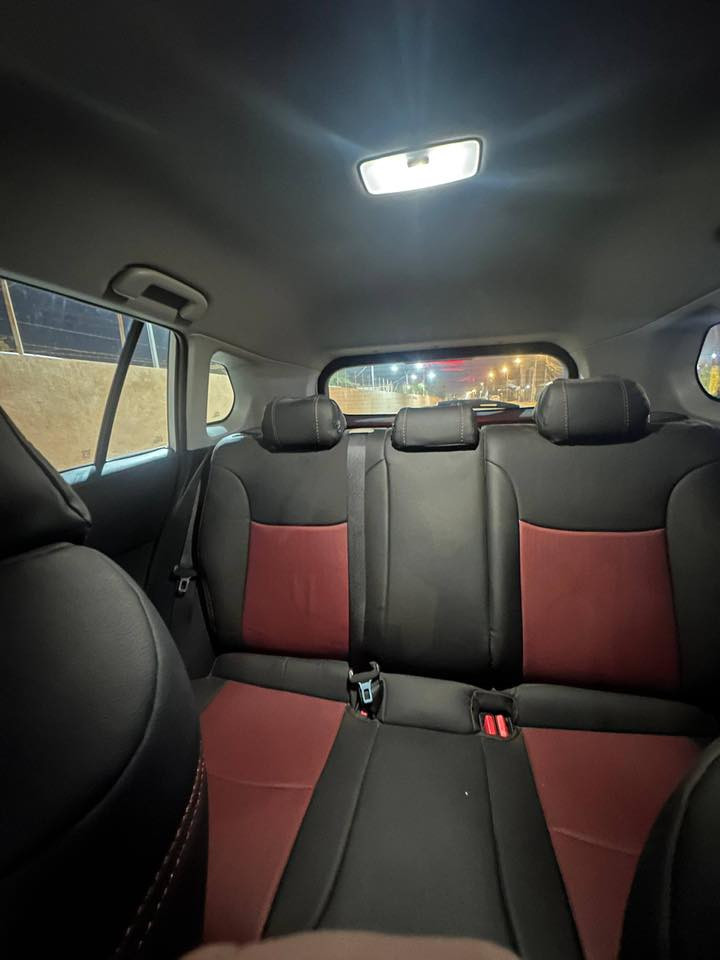 بسم الله الرحمن الرحيم
للبيع فقط بدون مراوس 
كورلا كروس هايبرد موديل 2025 خليجي 
المحرك 2000cc هجين 
الممشى 5800km حقيقي 
تجميع صيني مكفوله من دعاميه للدعايه ماعدى التكحيل الصغير موضح بالصوره بكراج البيت 
موصفات: شاشه الكبيره 
ابل كار بلي 
ثلاث وضعيات قياده
مانع انزلاق 
كأمره خلفيه 
ورقم بغداد 
السياره مدوشمه دوشكه اماراتيه 
والسياره خير من الله ونظيفه وجديده  وسبب بيعها فتح مشروع بسيط 
سعر سياره 185 ورقه وبيها مجال للشراي 
مكان سياره كربلاء المقدسه
رقم صاحب سياره:***********
