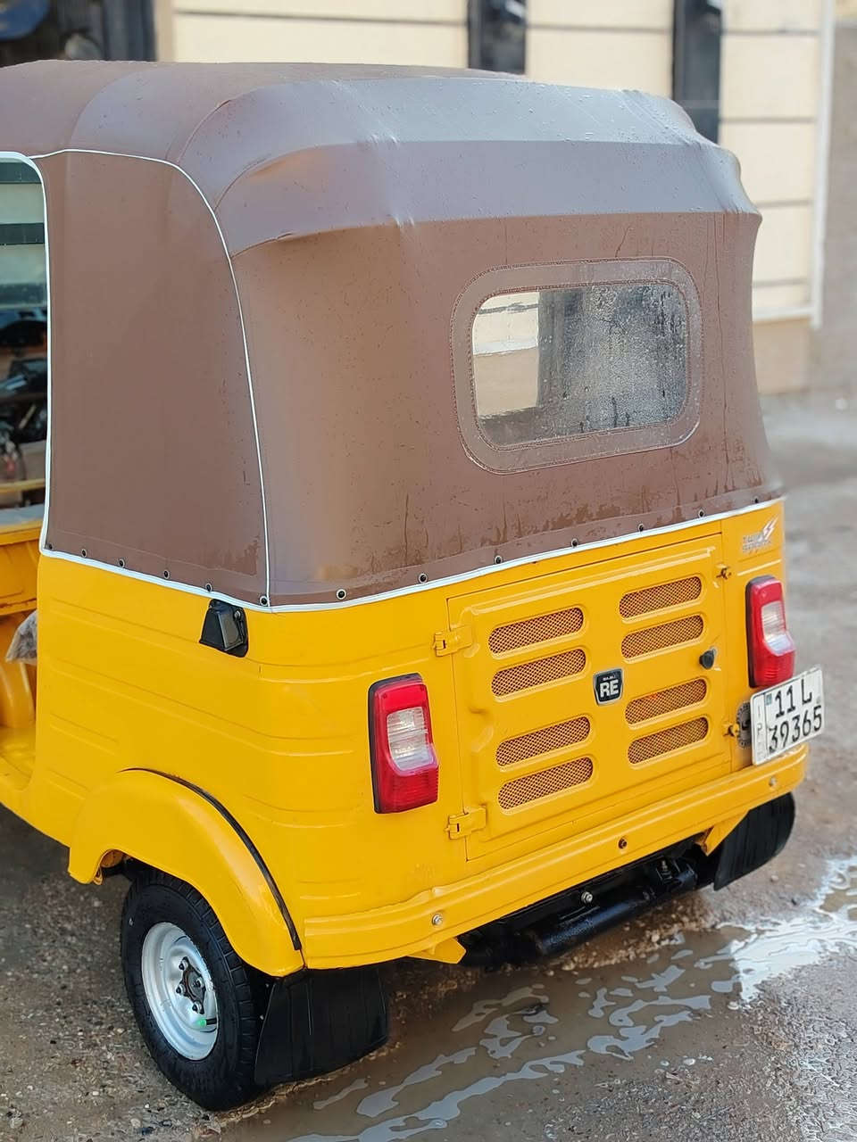 سلام عليكم تكتك ٢٠١٩ /٣٠/١٢ للبيع رقم وسنويه نكليزي سعر ٦٢٠٠ وبيها مجال حك الجيه مكاني الكماليه رقمي ***********
