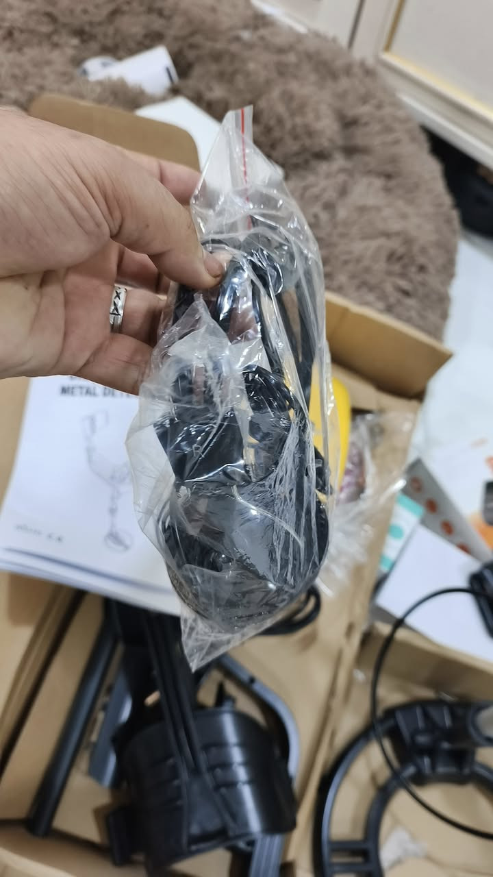 كاشف معادن قطعتين وثنينهم كبار مع الملحقات  واحد الكتروني واحد كيچ الشاشه مالته  خلو سعر وبالعافيه عليكم جديد مع ملحقاتهن.....


**إذا كنت صاحب هذا الإعلان وتريد حذفه لأي سبب، رجاءا أرسل رسالة إلى الدعم الفني**