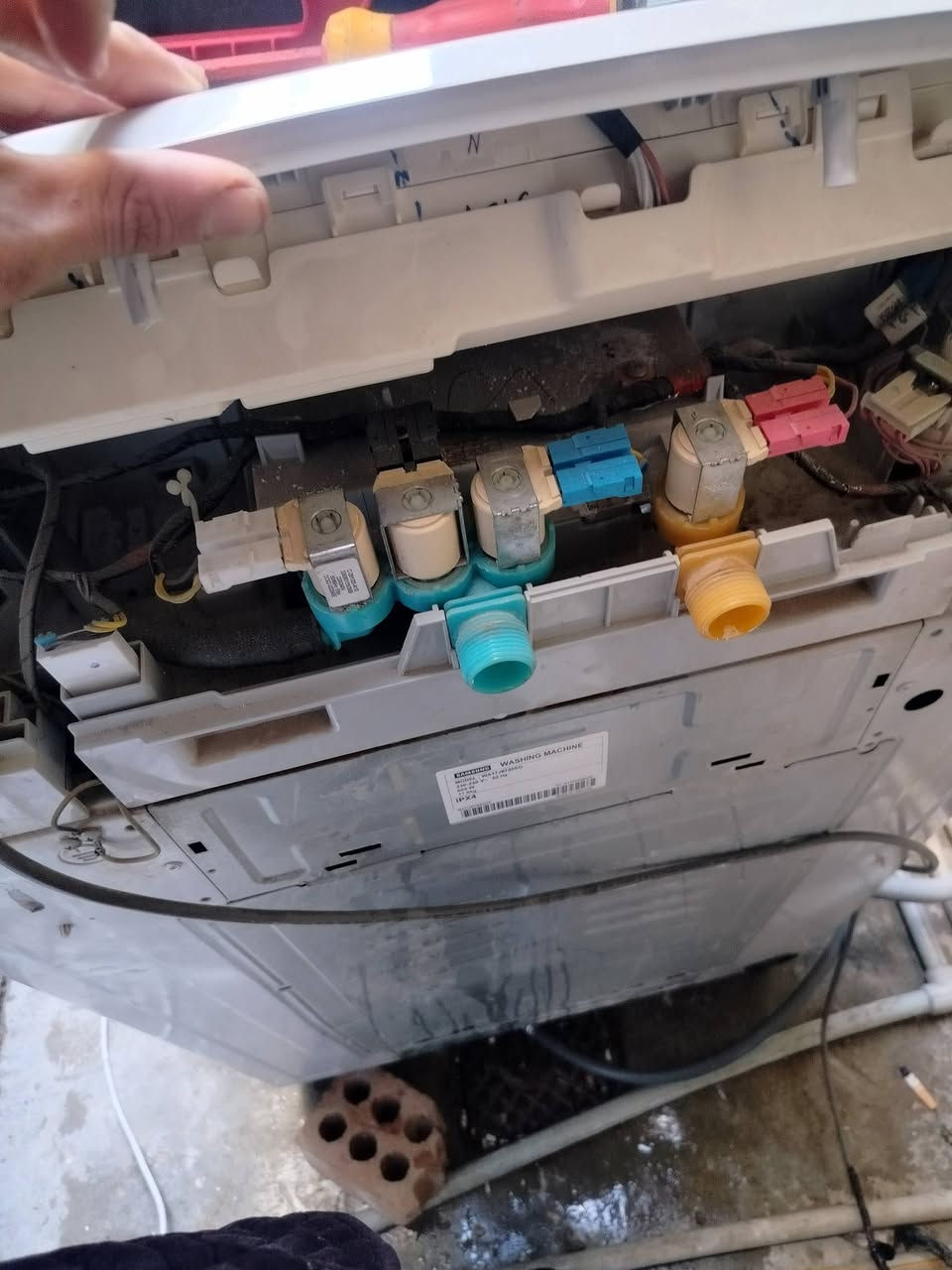 صيانه ثلاجات مجمدات جميع اجهزة التبريد
🧰(((ورشة متنقلة في جميع أحياء كركوك)))
 🧑‍🔧🧑‍🔧صيانة موقعية داخل منزلك لصيانة وتصليح 🧑‍🔧🧑‍🔧
#االثلاجات ..🫕♨️
#البرادات🌀
#عارضة المحلات🔌
#صيانة السبالت🚿🪛🔧
#صيانه غسالات اوتوماتيك وعاديه 
#تصليح الأجهزة الكهربائية المنزليه🏘️
#بادارة: ورشة اسطه مهند كركوك
#ضمان_امان_شغل_درجه_اولى
💥للاستفسار.... ⬇️☎️
***********
ملاحضه مانطلع اله وانت راضي
💫🙏💫🙏🙏💫🙏🙏💫🙏💫
