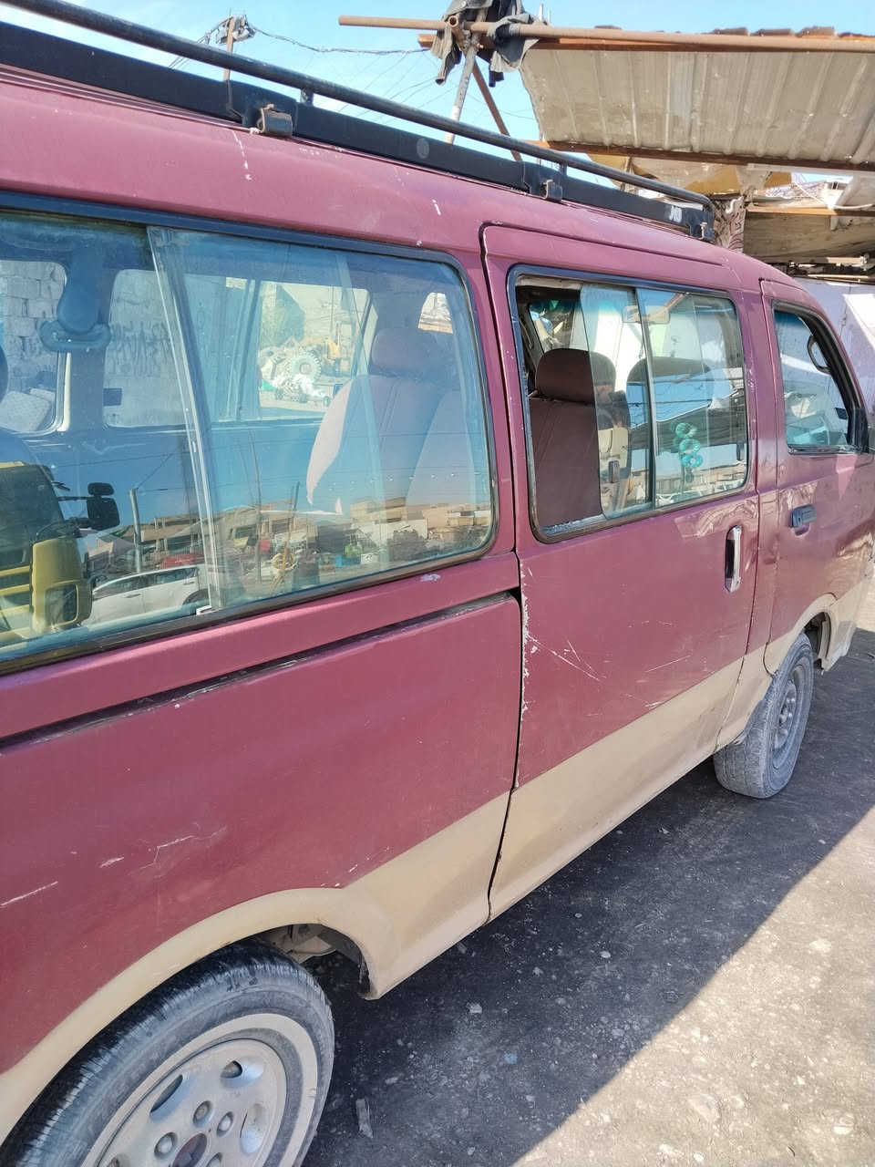 سيارة خير من الله ابريجو رقم دولي ١٩٩٦سنويةلغاية٢٠٣١ محرك جيد اكسل كير جيداتالسعر ٥٠ بيهة مجال ثاني يوم تحويل واستاب***********
