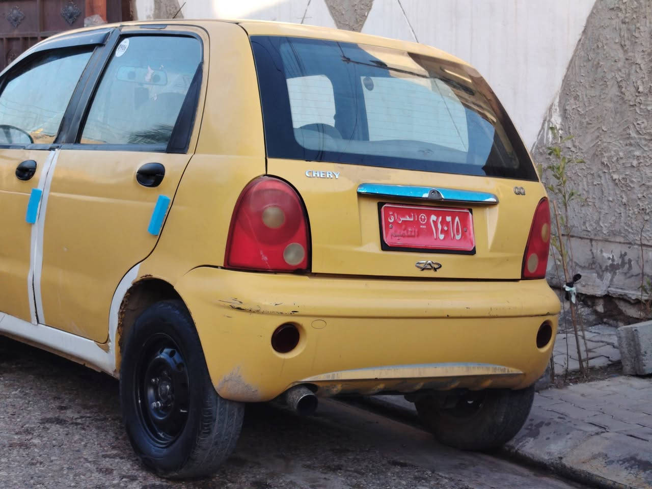 يالله سلام عليكم للبيع كيو كيو موديل 2012 راعيه بداقوق ما عندي تواصل ويا سياره مال تكسي العنوان كركوك السعر 12 وبيه مجال رقم الهاتف ***********
