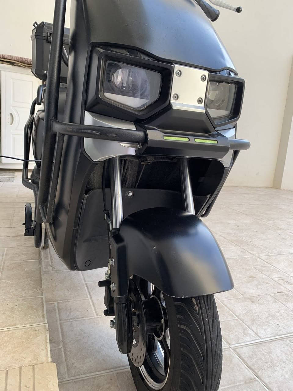 السلام عليكم 🤎

ماطور شحن 🔋⚡

للبيع فقط ⚠

مواصفات:

1. ملف 2000 واط حقيقي 😍
2. باتريات 6 دبل 32  A😉
3. لايت عالي ناصي قوي 💪
4. بريكات هيدروليك قوي 💪
5. صندوق 📦 أمامي خلفي 
6. نظام P بك و أمان 🩵
7. سرعه حقيقي 65 و بل شاشه 99🩵
8. شاشه تحديد العطل 🩷
9. مري عدد 2🫸🫷
10. اشاير يمين يسار 🫸🫷
11. دبل إشارة 🫨
12. درع حمايه 🫥
13. دبل سويج وبصمه🩵 
14.  4 سرع 🔥🔥
15. بريك دسك 🔥
16. تايرات جدد 🔥🔥
17.نضافه 95% 🔥🔥🔥

الرجاء إذا مو شراي لا تتصل 

التواصل فقط اتصال علا الرقم المثبت 

***********
