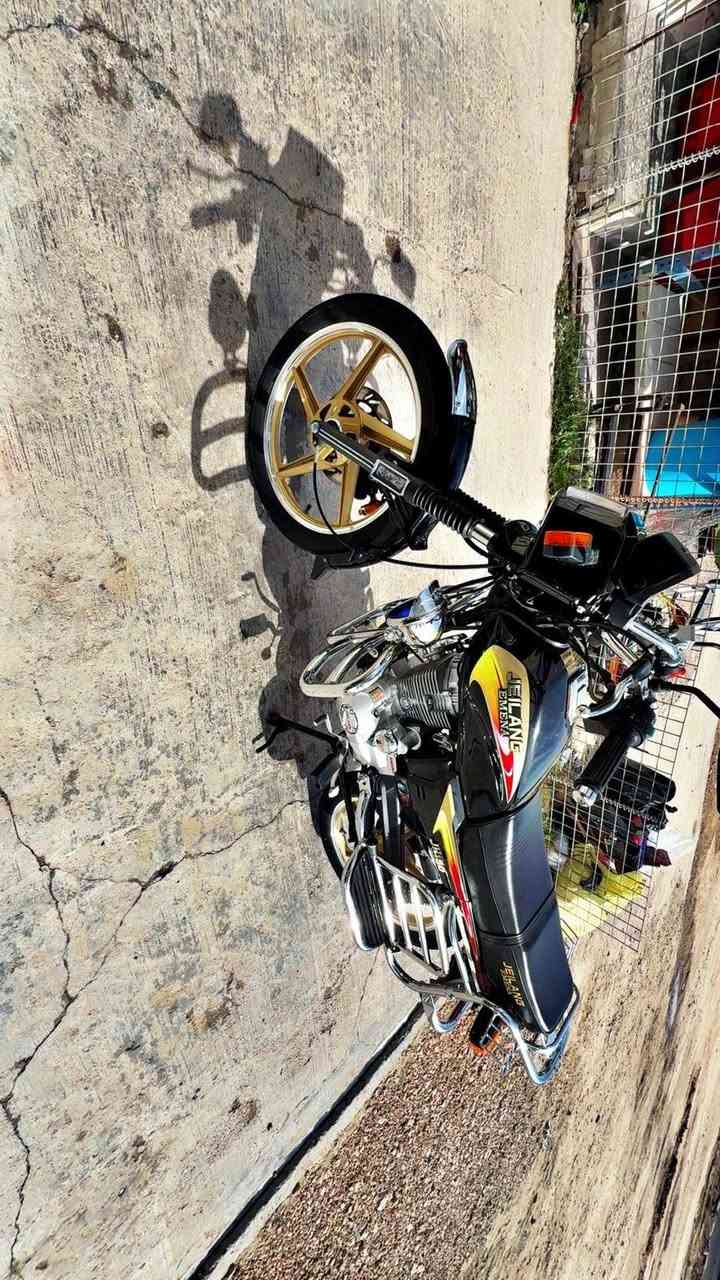 للبيع محرك ١٥٠ جديد بنايلون مكفول من كلشي سعره مليون مكاني فلوجة شراي يتصل ***********
