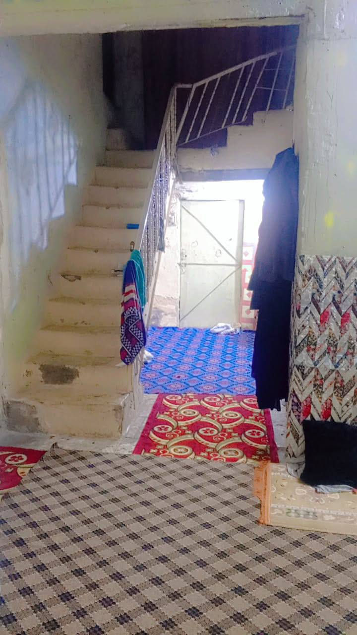 بيت للبيع المساحه 200 م طابو صرف البيت بناء قديم يعني البيع حيكون قطعه العنوان كربلاء طويريج ام الهوى القديمه منطقة الساده القزاونه السعر 95 مع المجال البسيط علمأ البيت موقع جيد جداً الأتصال ‏‪
‏‪***********‬‏
