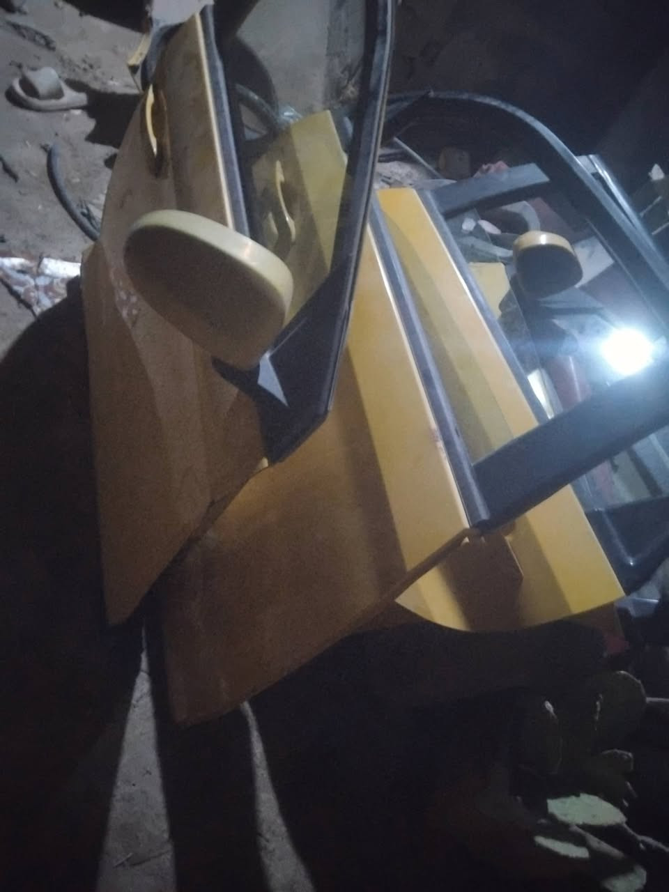 السلام عليكم سياره شيري فلاوين 2013 تفصيخ غراض ايي شي تحتاج موجود مكان حله بابل للستفسار ***********
