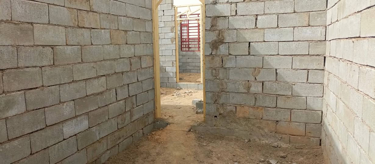 للبيع هيكل مساحه 150متر بحواس شارع حي العباس بكاع رعد جواد بصف ركن غرفتين وصاله ومطبخ استقبال وصحيات للاستفسار اتصل . سعر 22وبي مجال متواجد فيس واتساب ***********  واسط العزيزية
