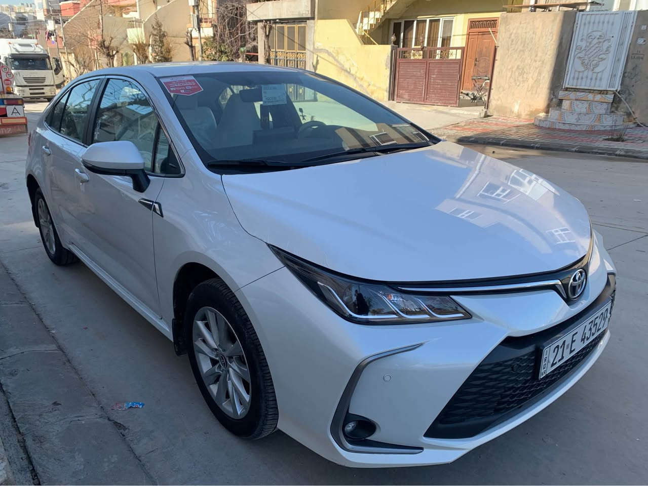 تۆیۆتا کامری سفری شریکەی ساز مۆدێل 2024 
. مواصفات فوول بێ صلاید ـ تەنها 18هەزار ڕۆشتووە 
ضمانی شریکە 4ڕۆن گۆڕینی ماوە 
هیچی پێوە نیە دەعامی بۆ دەعامی بەشەرت نرخ185وەرەقە 
بۆ پەیوەندی 
*********** السليمانية, العراق
