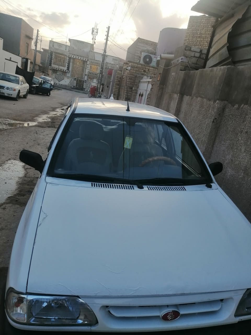 سلام عليكم رمضان كريم عل الجميع /سايبه موديل 2017 رقم كربلاء مشروع وطني سنويه لغاية 27 مكينه وكير وحداديه وباتري وداخل كله جديد غرفه نظيفه كلش بيها ضربه جاملغ أمامي وبنيد مبدل مامبينه تبريد مايشتغل بيها مكانات صبغ اقل الحزام سياره حلوه ومرتبه مال جناي كيجات شاشه سنتر كله شغال السعر 41 مجال قليل للشراي تجي شوف وتقتنع وبيك خير وتدلل مكان السياره بابل القاسم م ***********
