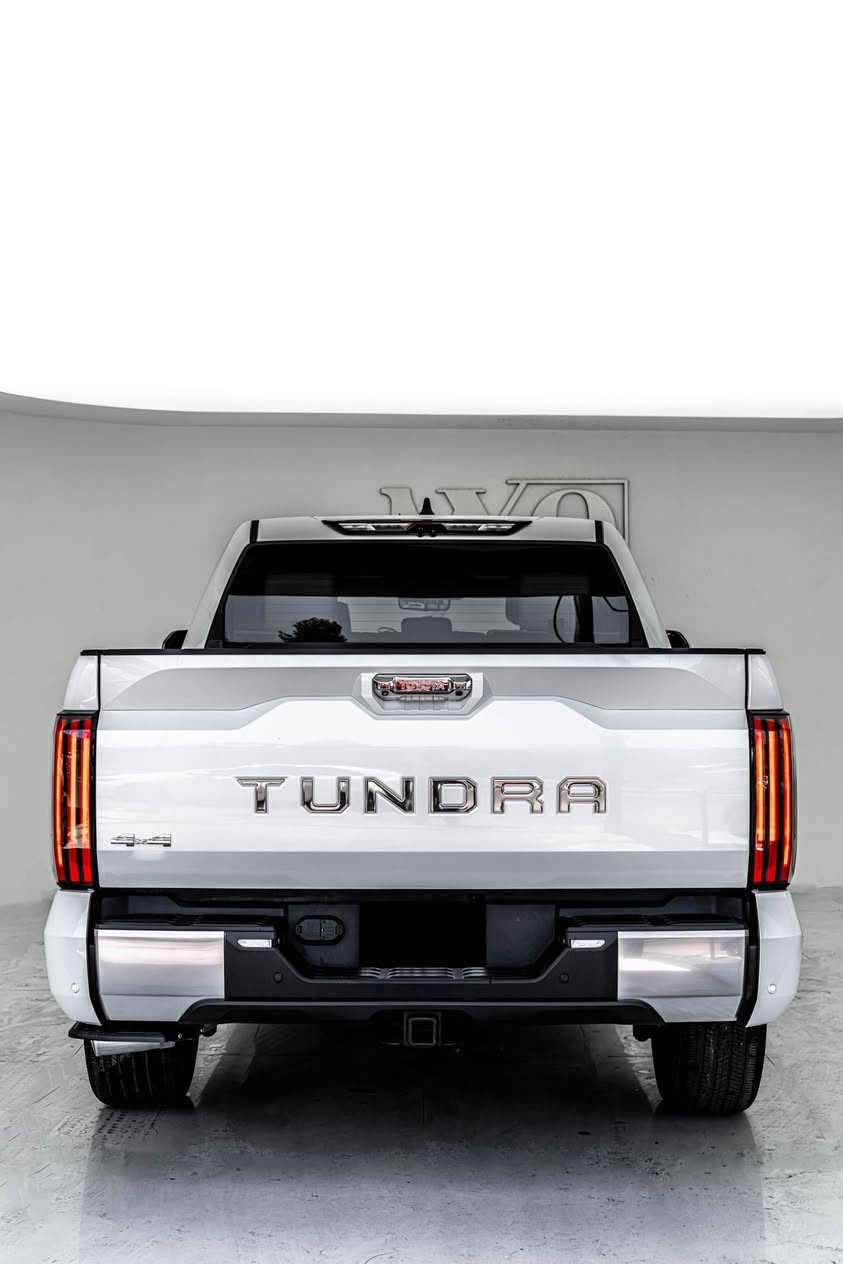 Toyota Tundra 2024
تويوتا تاندرا ٢٠٢٤

مواصفات Capstone 1/1
(داتاشو-مقاعد تدفئه تبريد-شاشة كبيرة-بانوراما-خمس كامرات-شاحن وايرلس-4x4-حساسات رادارات ٣٦٠درجة)

مكينة ٦سلندر Hybrid & twin turbo حجم ٣.٤لتر
ماشية 20,000 ميل و بحالة جداً ممتازة 

السيارة مكفولة كفالة عامة بدون صبغ و كلش حلوة
رقم كاتي تترقم شمالي السيارة

سعر السيارة 49,500$ اربع دفاتر و خمسة و تسعين ورقة و بيهي مجال للطيبين السيارة موجودة ب دهوك 

ل اي استفسار عن السيارة اتصل علي الرقم
(***********)
