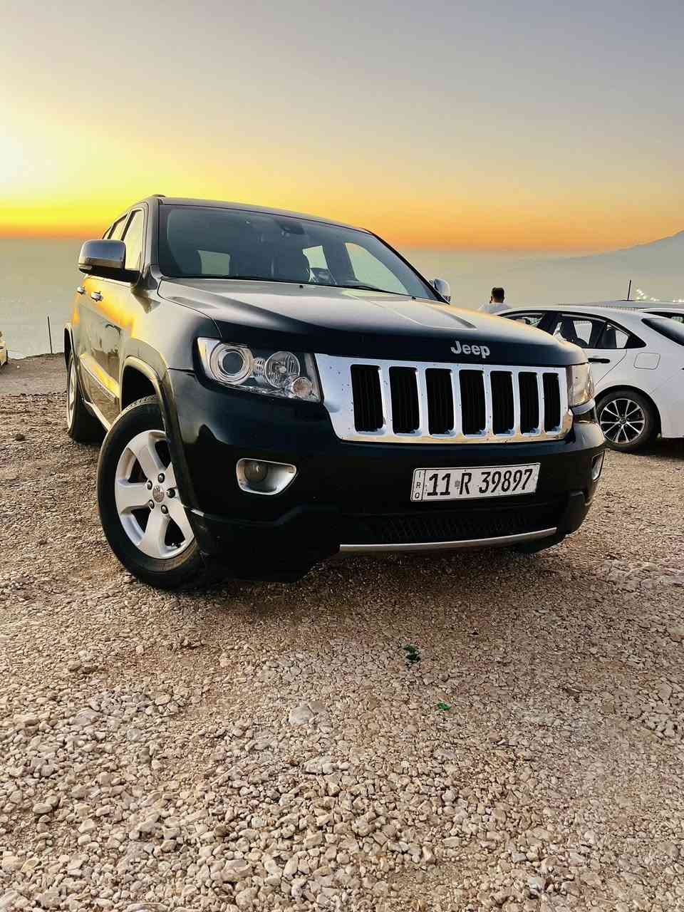 جيب لاريدو شيروكي / موديل .. 13 .. وارد امريكي بدون ضرر بدون ارباك
فول مواصفات محرك 3600
بانوراما كشنات كهرباء تدفئة تبريد تحكم قيادة فور ويل جنطة كهرباء مازدات جدد لايت زنون عدسه بلادي حداديه 80 بلمية غرفة جديده جاهزه اي نقص مابيه رقم بغداد دولي باسمي 
السعر ( 183 ) ورقه اي ستفسار اتصال ***********
