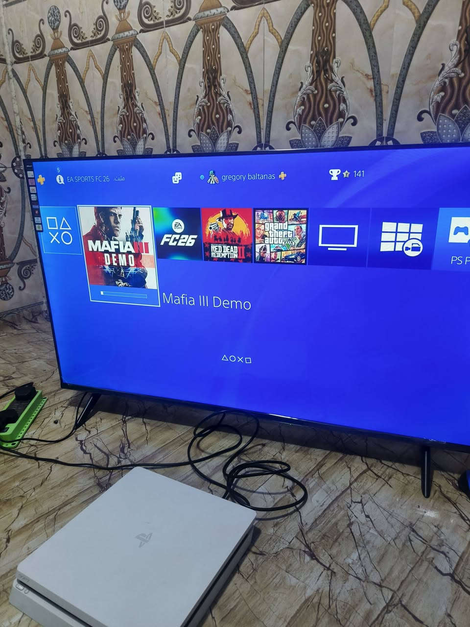 البيع فور سلم غير مهكر بي 70 لعبه فيفا26 وGTA والبالك نضافه 95 والجهاز نضيف بشكل ولا مصلح ولاا بي شي شرط الضمان ويا جوستك وحده اصليه السعرر275 وبي مجال *********** مكان بصرة حيانيه
