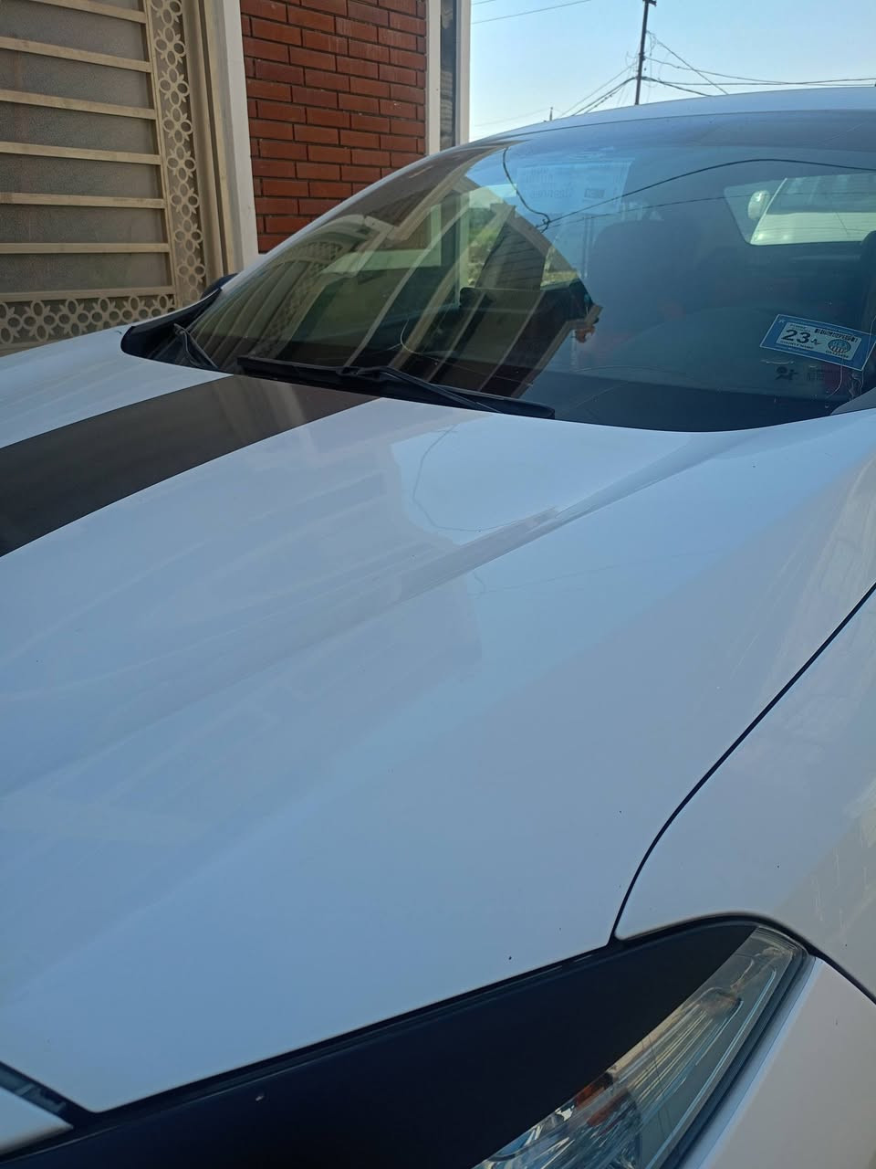 سلام عليكم عندي هاي السياره رينو فلونس فرنسي موديل 13 مكفولة كفاله عامه من محرك وكير وكشر بدون صبغ بدون ضربه ماشيه 100 دهن كير مبدل شركه لايت زنون بلوجكتر زنون تخم تاير جديد اصلي السياره بسمي سعر من الاخير 65 سياره جديده مال بيت فقط ***********
