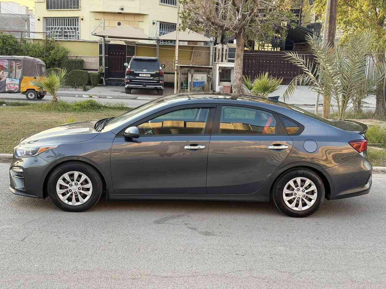 السلام عليكم فورتي موديل 2020 معروضه 110 وبيه مجال بسيط جدا  رقم أربيل  دولي باسمي سنويه هزه كله جديد تحويل مباشر مكينه 2000 دوش غير مفتوحه كير AT المرغوب  سياره ماشيه 88 حقيقي  تبريد ثلج صدر امامي خلفي جديد تخم تاير جديد سياره جاهزه كل نقص مابيه مواصفات سياره شاشه كبيره كامره دواره فول تحكمات ستيرن رادرات جانبيه نظام توقف ذاتي قياده ذاتيه وبعد بيه هواي مواصفات (((( حادث سياره جدا بسيط جاملغ خلفي + صندوك وبلعراق بيه صبغ مكانات صغار تكم قماره مكفوله شواصي لغود دواخل كفاله بدون ايرباك بجم كبس  صور حادث مرفوقه ويه المنشور )))))) مكان سياره بغداد الاستفسار *********** خاص مغلق 🔐
