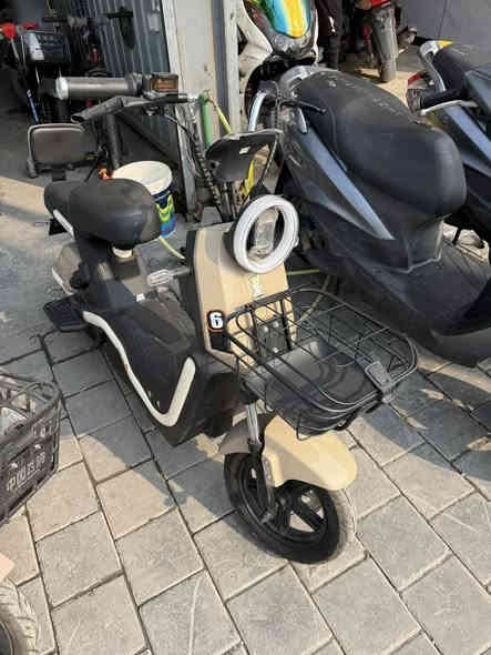 معرض الواثق لتجارة الدراجات النارية 
متوفر جميع انواع الدراجات النارية 
بيع بلنقد والتقسيط المريح لحاملي ماستر كارت الرافدين 

مدني ، متقاعد ، عسكري . فقط 

للاستفسار اتصل وتدلل 

متوفر ياماها ماكس عدلة قسطها بشهر 82 الف فقط لمدة 18 شهر 

متوفر ياماها بريز بقسط شهري 82 الف فقط 
متوفر ياماها بغبغاء بقسط شهري 82 الف فقط 
متوفر ياماها سكنس فحل بقسط شهري 93 الف 
متوفر ياماها ثعلب جييتي ار بقسط شهري 93 الف 
متوفر ياماها ثعلب كابريتر بقسط شهري 71 الف 

العنوان بغداد شارع فلسطين الضلال قرب صندوق الاسكان 

للاستفسار اتصل وتدلل 
***********
***********
