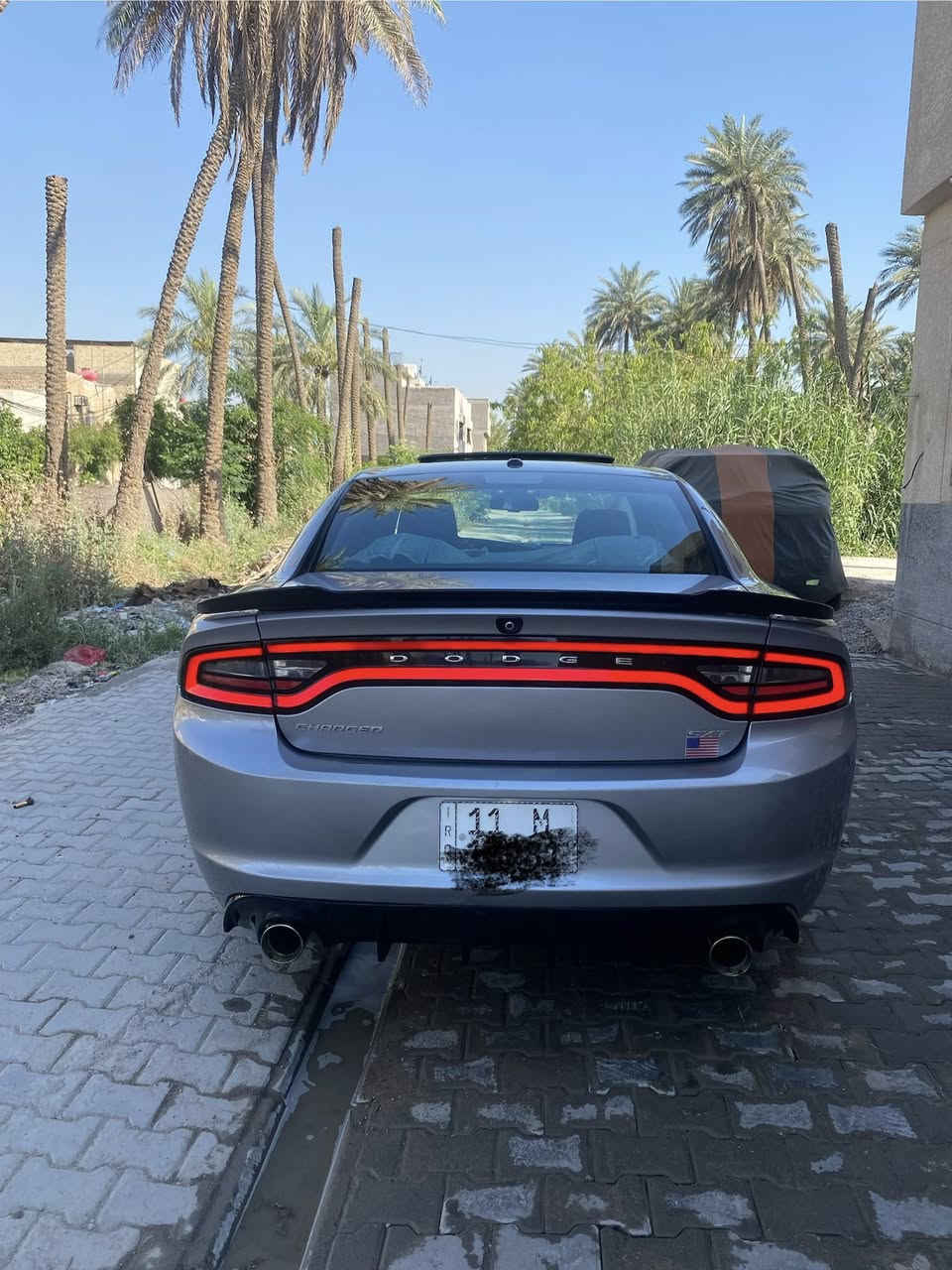 السلام عليكم للبيع 
جارجر٢٠١٥ sxtبلاص فول موصفات 
رقم بغداد جديد بسمي تحويل ثاني يوم 
وارد كندي 🇨🇦 كلين تايتل كفاله عامه 
محرك٣٦٠٠
تو ويل 
فتحه شاشه كبيره 
السياره جديده مال بيت كفاله فقط دعاميه اماميه صبغ جماليه وبارد قليل مكفوله من الضربه والفتح والصبغ ماشيه ٨٧ حقيقي وشرط الفحص سياره جديده كل نقص مابيه صدر امامي خلفي جديد تبريد ثلج 
مكاني بغداد كريعات 
الشراي يتصل ***********
