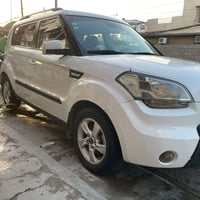 للبيع كيا صول موديل 2011 خليجي رقم بغداد جديد بيها قطعتين رش فقط قبق ص...