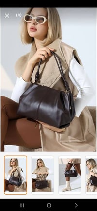 جلد اصلي • ٣٢×٢٢سم • توصيل