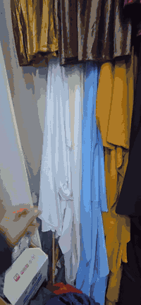 هەموو قوماشەکانی ناو ئەم دوکانە بۆ فرۆشتن بە سیعری زۆر گونجاو.کێ ویستی لە خزمەتیام. نامە بنێرە یان پەیوەندی بکەم
***********
ڤایبەر و واتس ئاپ
