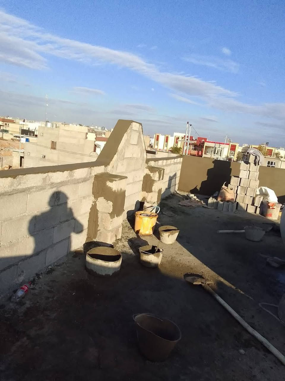 لباخ متفرق شغل داخل كركوك فقط قاط واحد 3 قاطين تشميع ولبخ 3ونص صلخ 2ونص ***********
