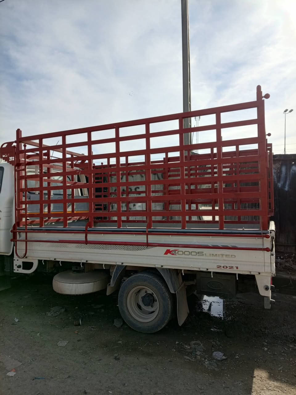 محجر بوري جديد صارله 3اشهر تفصال مكان ناصريه رقم تلفون *********** السعر 500 مكلف بل نشر
