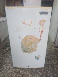 ثلاجه ٥قدم نضافة ٨٠% بلاديه ماداخله تصليح سعره ٦٠الف وبيه مجال مكاني ب...