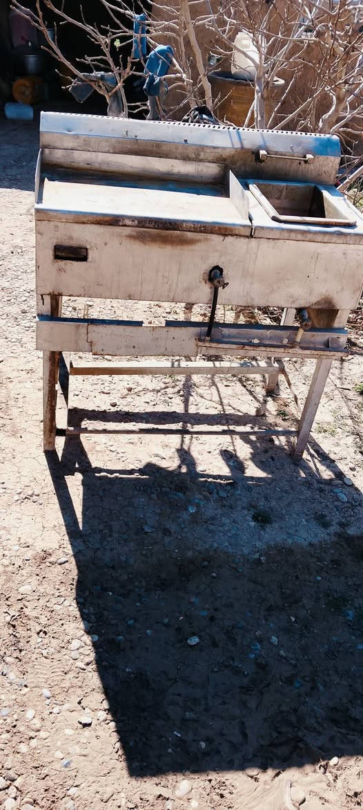 للبيع
***********
