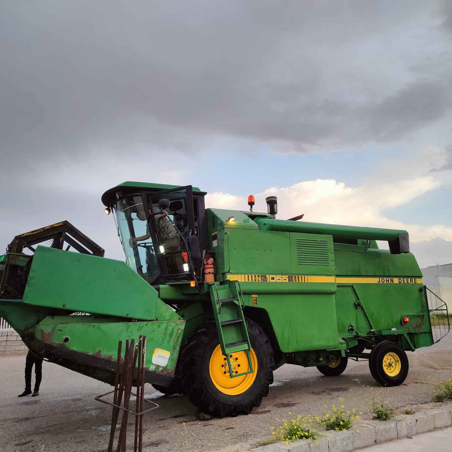 جوندير اوروپي منفيس 
موديل 1991 
***********
