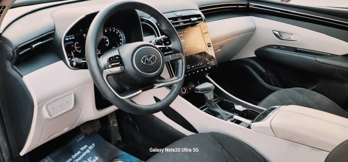 سلام عليكم ورحمه الله توسان 2024 بيها هواي مواصفات ما عده الفتحه والكشنات الجلد سياره بسمي شهداء سنتين وتتحول سياره حادثها مثل ما موضح بل الصور القماره فقط الكصه والباقي شخوط ،،، للعلم السياره مصبوغه بل الامارات مصبوغه عام ما عده نص القماره والجنطه سياره لا كص ولا بيها شي متاذي صبغها اثر شخوط مكانها بغداد مدينه الصدر 
***********.       170 بيها مجال
