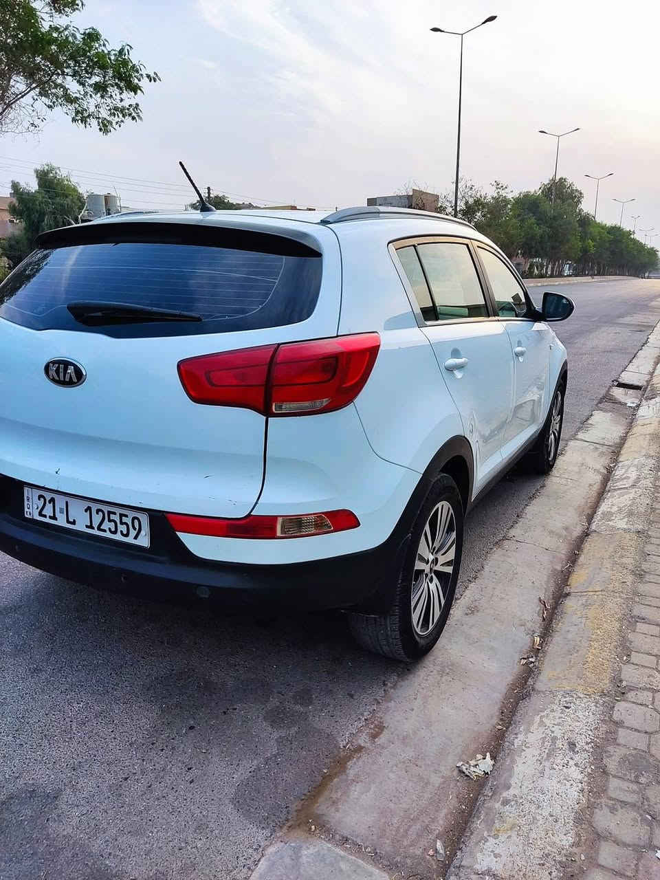 کیای سپۆرتاج 2015تەحدیت سورعەوسەنەوی وڕەقەمی تازەیە بێ بۆیاخ پەڵەیە ساردی هەیە مەکینەی کراوەتەوە بەس مەکینەو گێری بەشەرت چوارتایەی تازەیە سەیایرەکەبێ مەسرەفە سەیارەکە لەکەرکوکە بۆپەیوەندی *********** السليمانية, العراق
