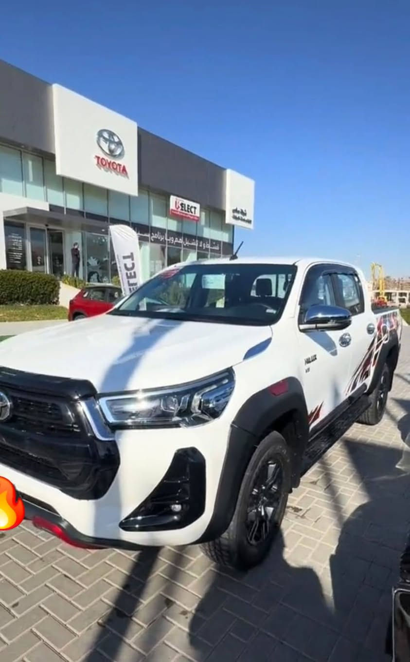 🚨 فرصة للبيع – تويوتا هايلوكس 2025 🚨
سيارة وكالة ساز بحالة  جديدة

🔸 الموديل: 2025
🔸 الممشى: 5000 كم فقط
🔸 المحرك: 6 سلندر
🔸 الفئة: فور ويل
🔸 الحالة: نظيفة جداً  سياره زيرو
🔸 الرقم: بصرة جديد

✨.

💰 السعر المطلوب: 63 مليون

📞 للتواصل:
اتصال على الرقم التالي***********
موقع بصره تنومه صالحيه
