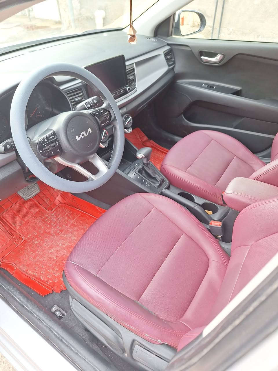 سلام عليكم
للبيع كيه ريو مديل ٢٣ 

وارد امريكي تقرير ماشيه ٢٨ جديده السياره 

رقمه ذي قار معوقين السعر ١٣٠ وبيه مجال بسيط


**إذا كنت صاحب هذا الإعلان وتريد حذفه لأي سبب، رجاءا أرسل رسالة إلى الدعم الفني**